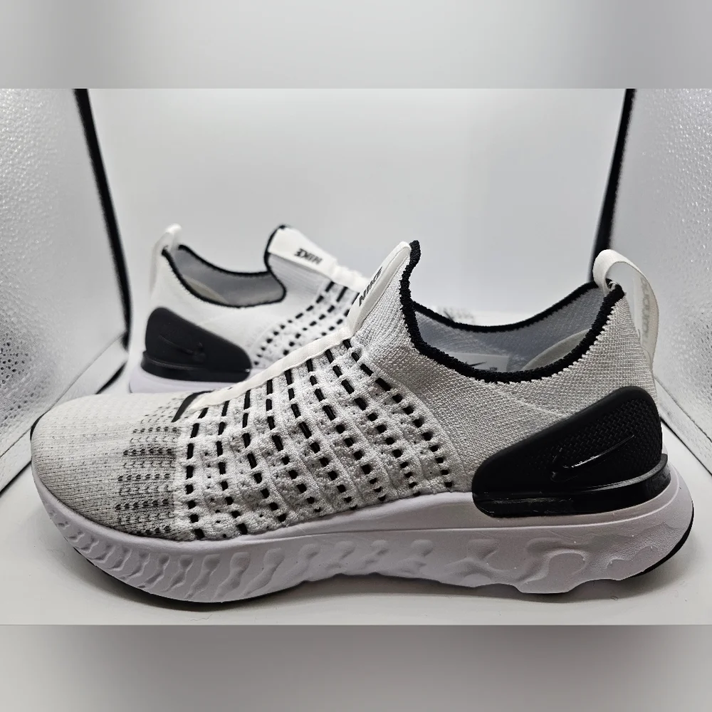 Nike React Phantom Run Flyknit 2 'Oreo'
